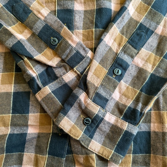 Like New Madewell Flannel Oversized Ex-Boyfriend Shirt in Gideon Plaid, L - Picture 7 of 12